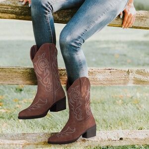 VEPOSE MID CALF COWGIRL WESTERN EMBROIDERED PULL-ON BOOTS NWT - Sz 9